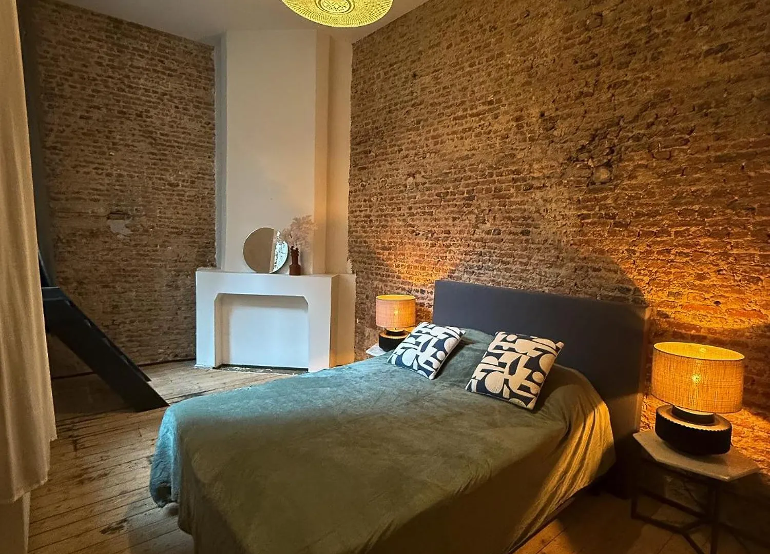 Loulou Home'S Antwerpen 0*,  Belgien